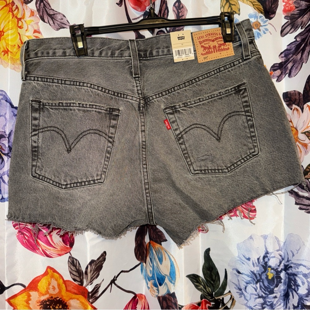 Levi's 501 Distressed Button Fly High-Waisted Shorts - Picture 2 of 10